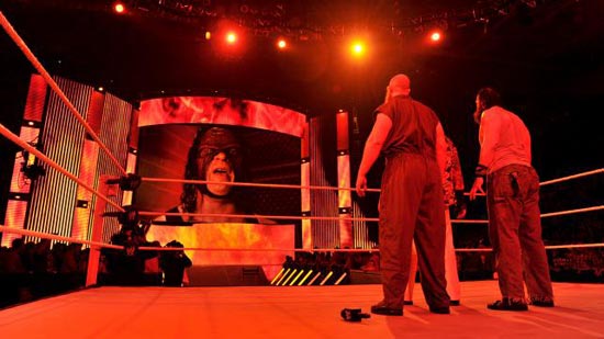 WWE或将举行《地狱火焰擂台赛》？